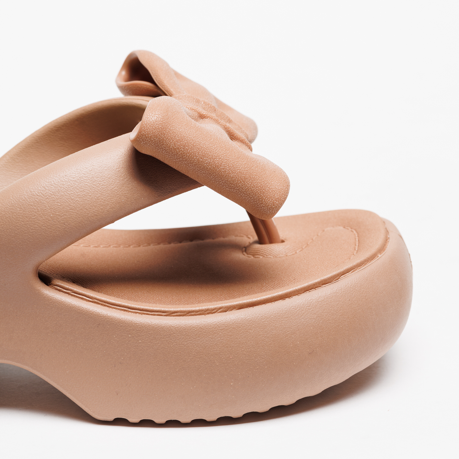 Chinelo Melissa Free Fuzzy Platform Bow - Image 6