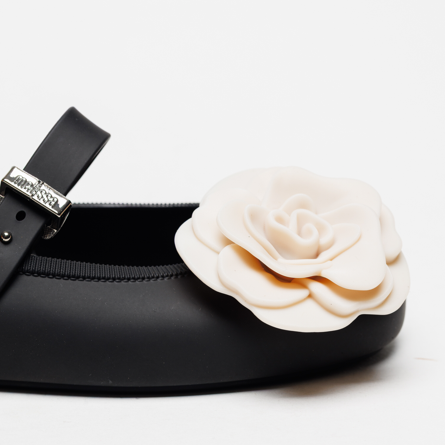 Sabrina Melissa Soft Ballerina Petals Preto Bege - Image 6